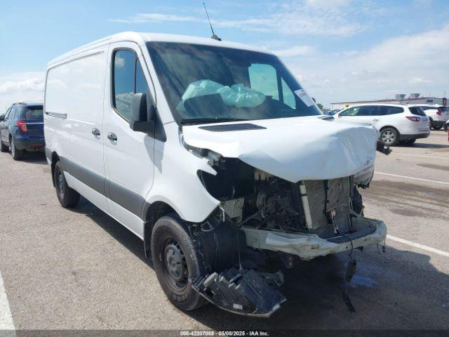  Salvage Mercedes-Benz Sprinter 1500