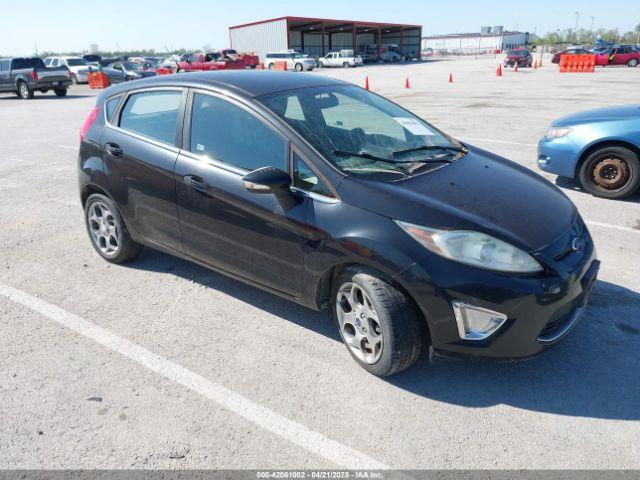  Salvage Ford Fiesta