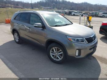  Salvage Kia Sorento