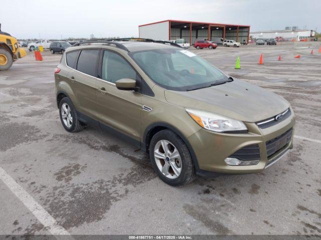  Salvage Ford Escape