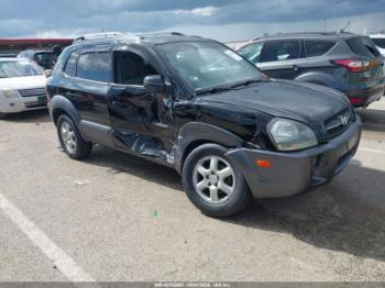  Salvage Hyundai TUCSON