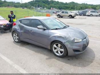  Salvage Hyundai VELOSTER
