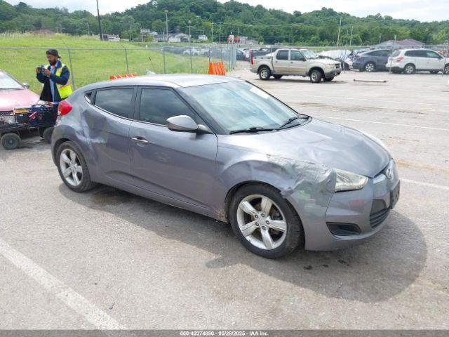  Salvage Hyundai VELOSTER