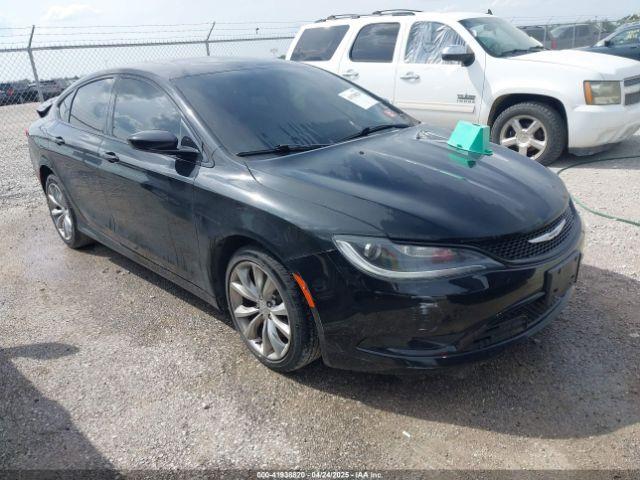  Salvage Chrysler 200