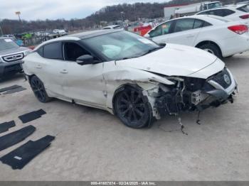  Salvage Nissan Maxima