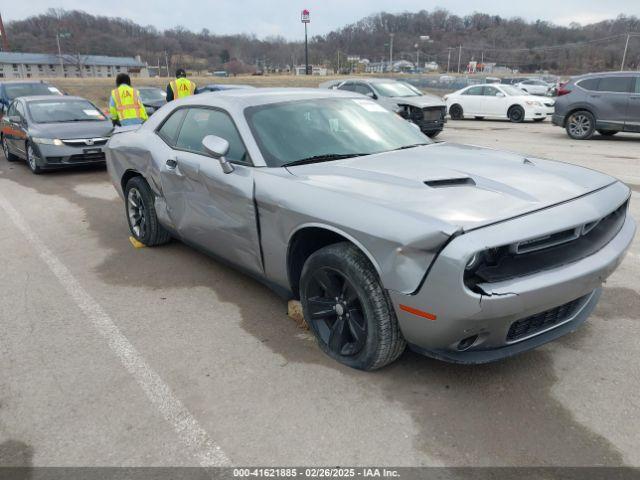  Salvage Dodge Challenger