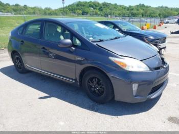 Salvage Toyota Prius