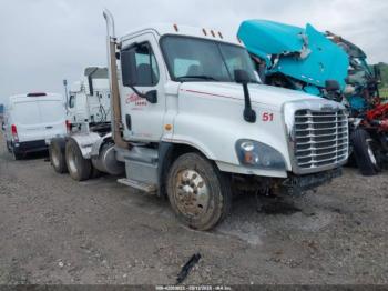  Salvage Freightliner Cascadia 125