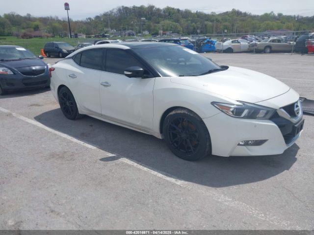  Salvage Nissan Maxima