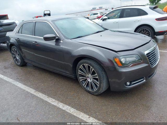  Salvage Chrysler 300