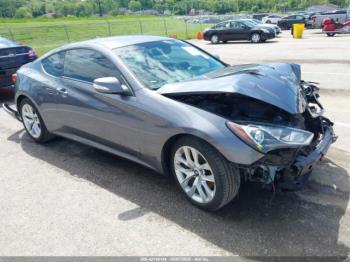  Salvage Hyundai Genesis