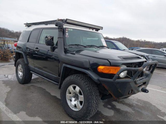  Salvage Toyota FJ Cruiser