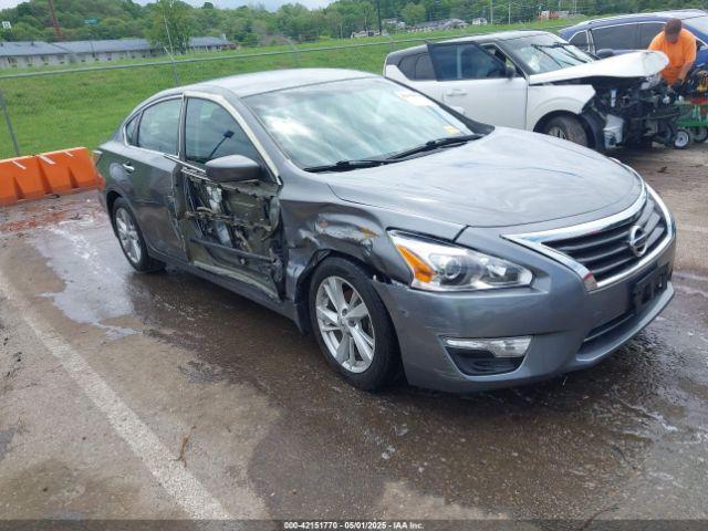  Salvage Nissan Altima