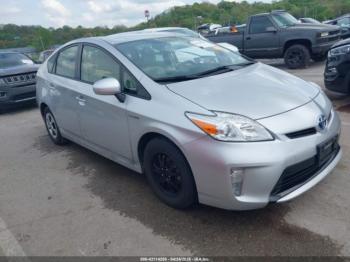  Salvage Toyota Prius
