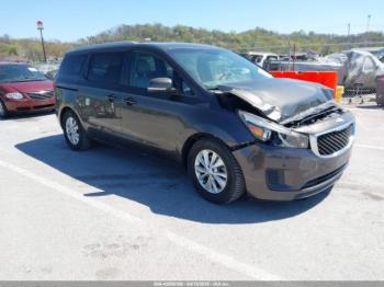  Salvage Kia Sedona