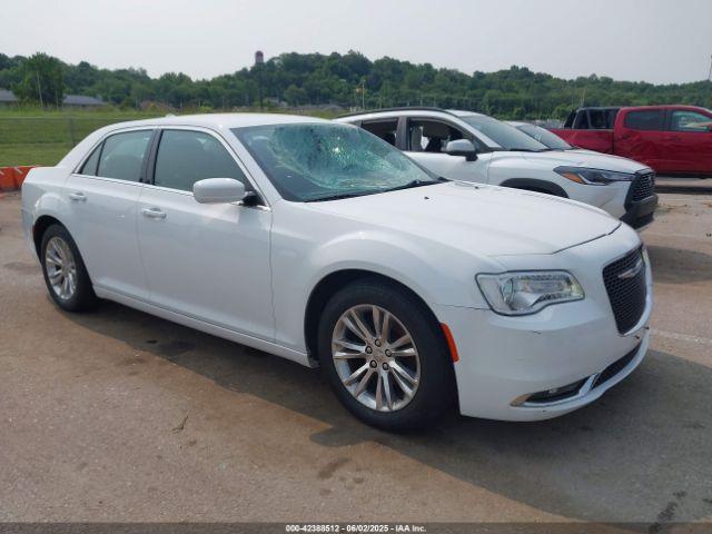  Salvage Chrysler 300