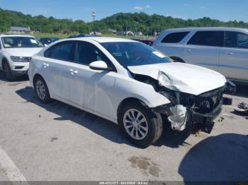  Salvage Kia Forte