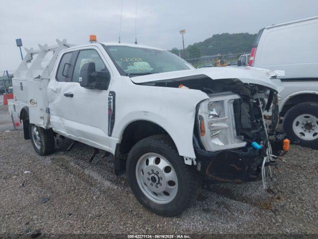  Salvage Ford F-250