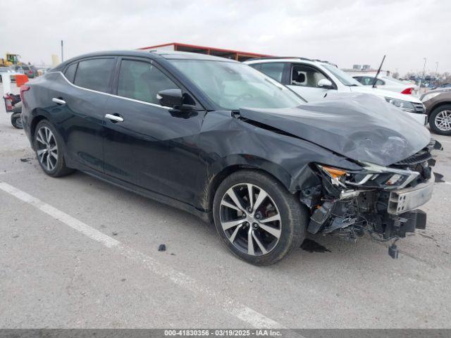  Salvage Nissan Maxima