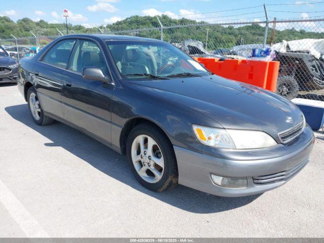  Salvage Lexus Es