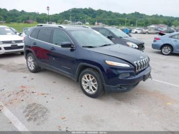  Salvage Jeep Cherokee