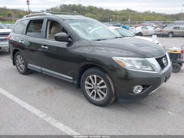  Salvage Nissan Pathfinder