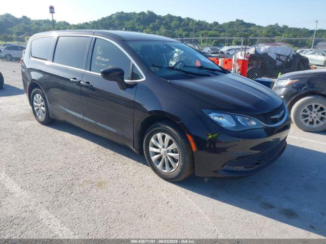  Salvage Chrysler Pacifica