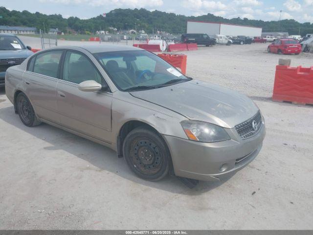  Salvage Nissan Altima