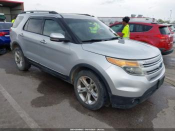  Salvage Ford Explorer