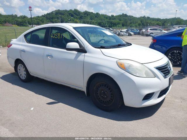  Salvage Nissan Versa
