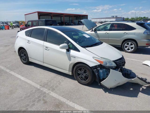  Salvage Toyota Prius