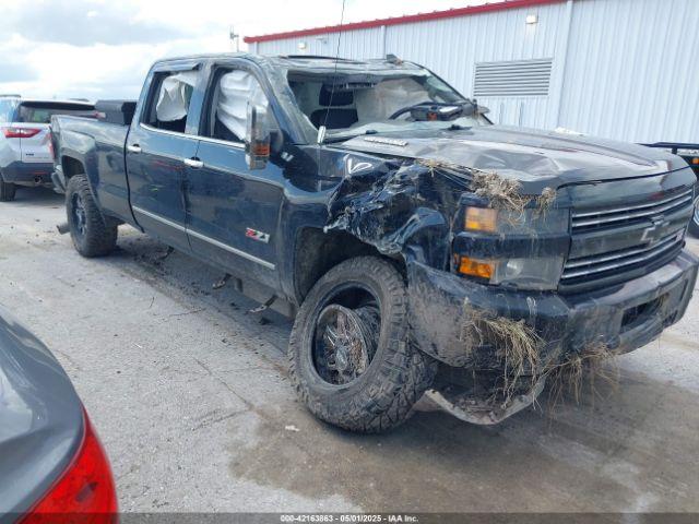  Salvage Chevrolet Silverado 2500