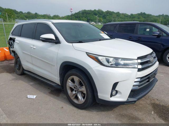  Salvage Toyota Highlander