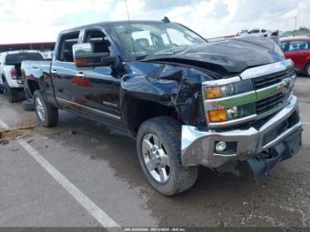  Salvage Chevrolet Silverado 2500