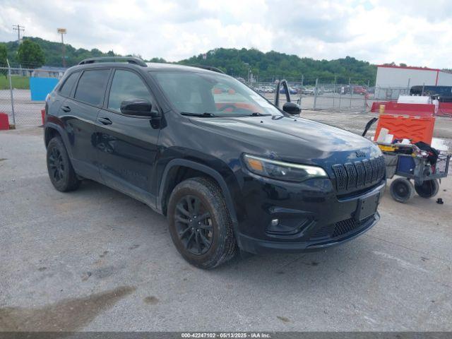  Salvage Jeep Cherokee