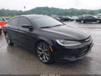  Salvage Chrysler 200