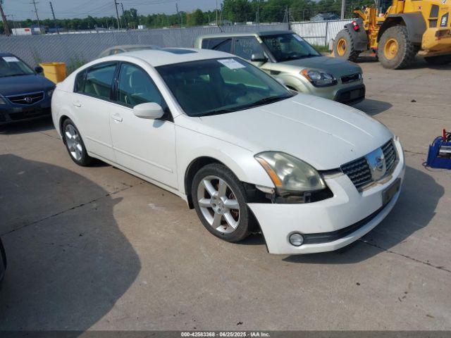  Salvage Nissan Maxima