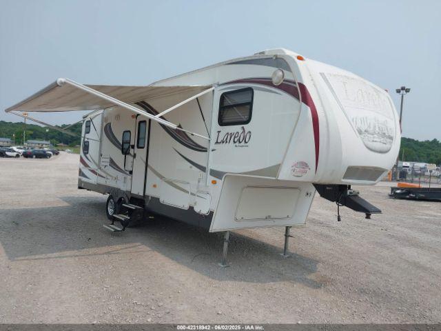  Salvage Keystone 275sbh Laredo