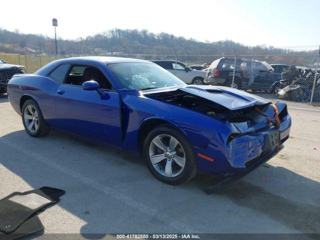  Salvage Dodge Challenger