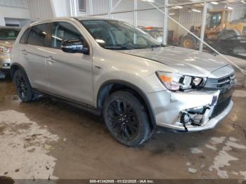  Salvage Mitsubishi Outlander