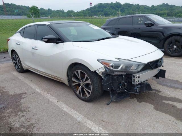  Salvage Nissan Maxima