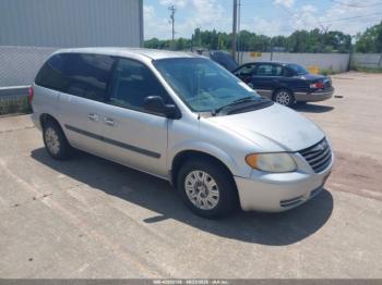  Salvage Chrysler Town & Country
