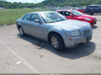  Salvage Chrysler 300
