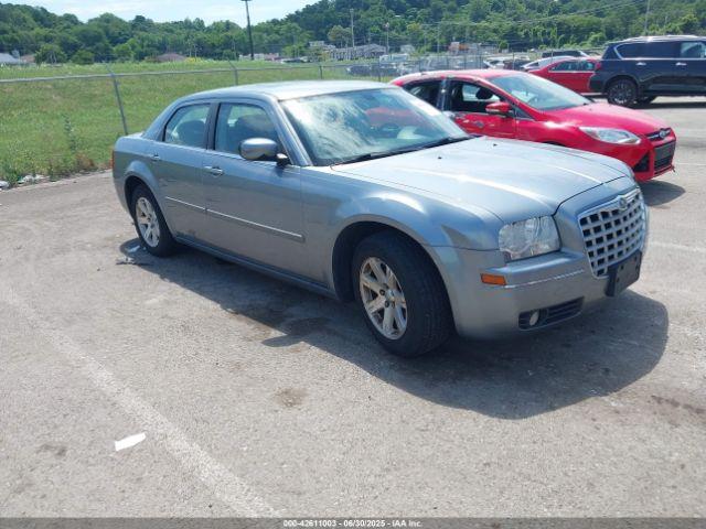  Salvage Chrysler 300