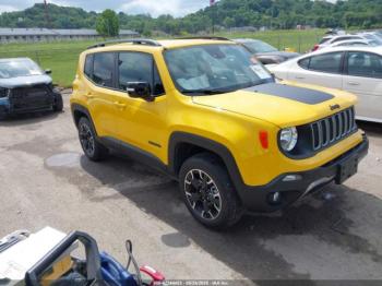  Salvage Jeep Renegade