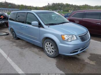  Salvage Chrysler Town & Country