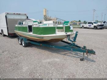  Salvage Smoker-craft Other