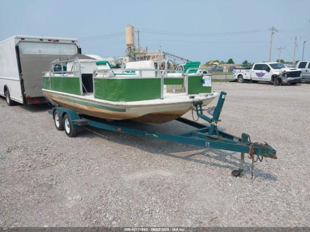  Salvage Smoker-craft Other