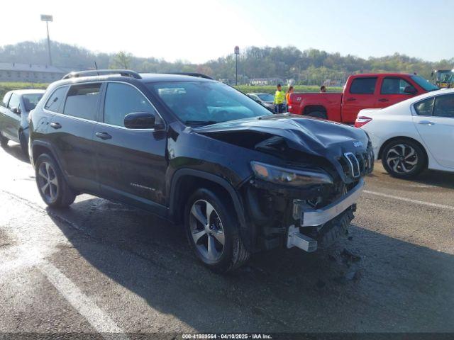  Salvage Jeep Cherokee