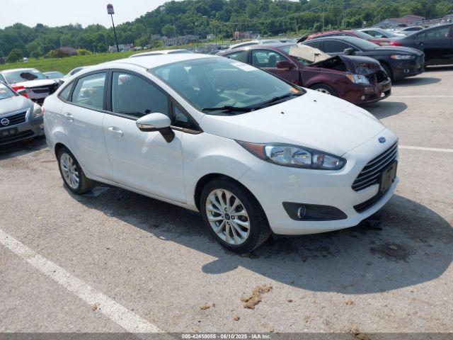  Salvage Ford Fiesta